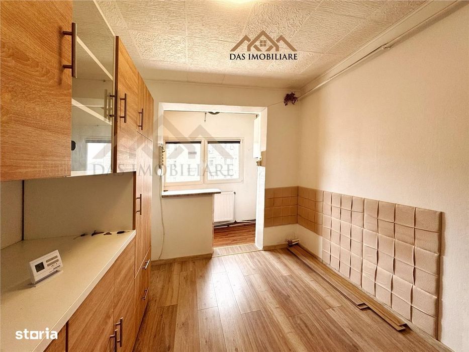 Garsoniera  etaj 3, str. Dragos Voda