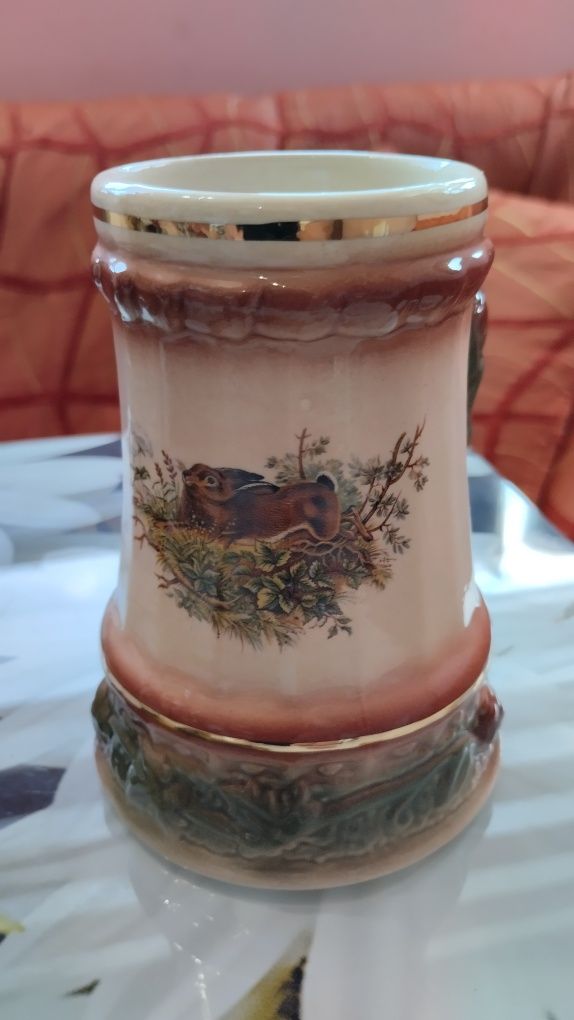 Продавам сервиз за бира/вино
