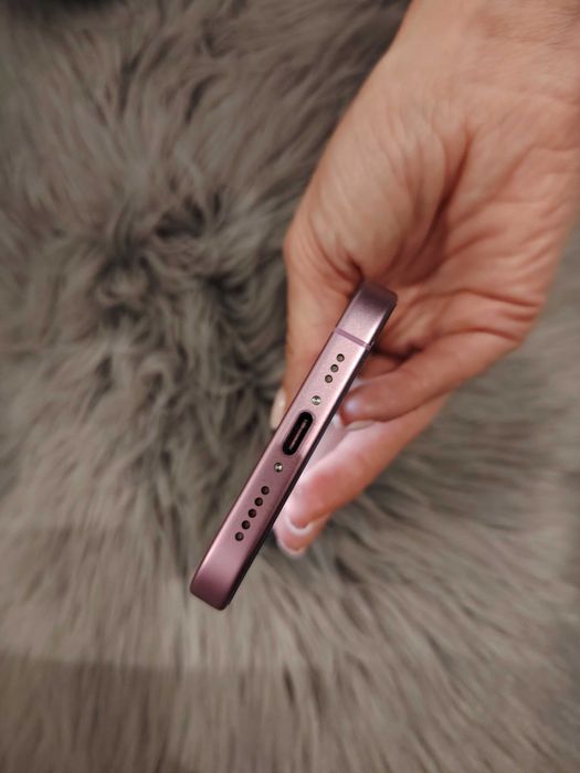 Vand iphone 16 128 gb neverlocked