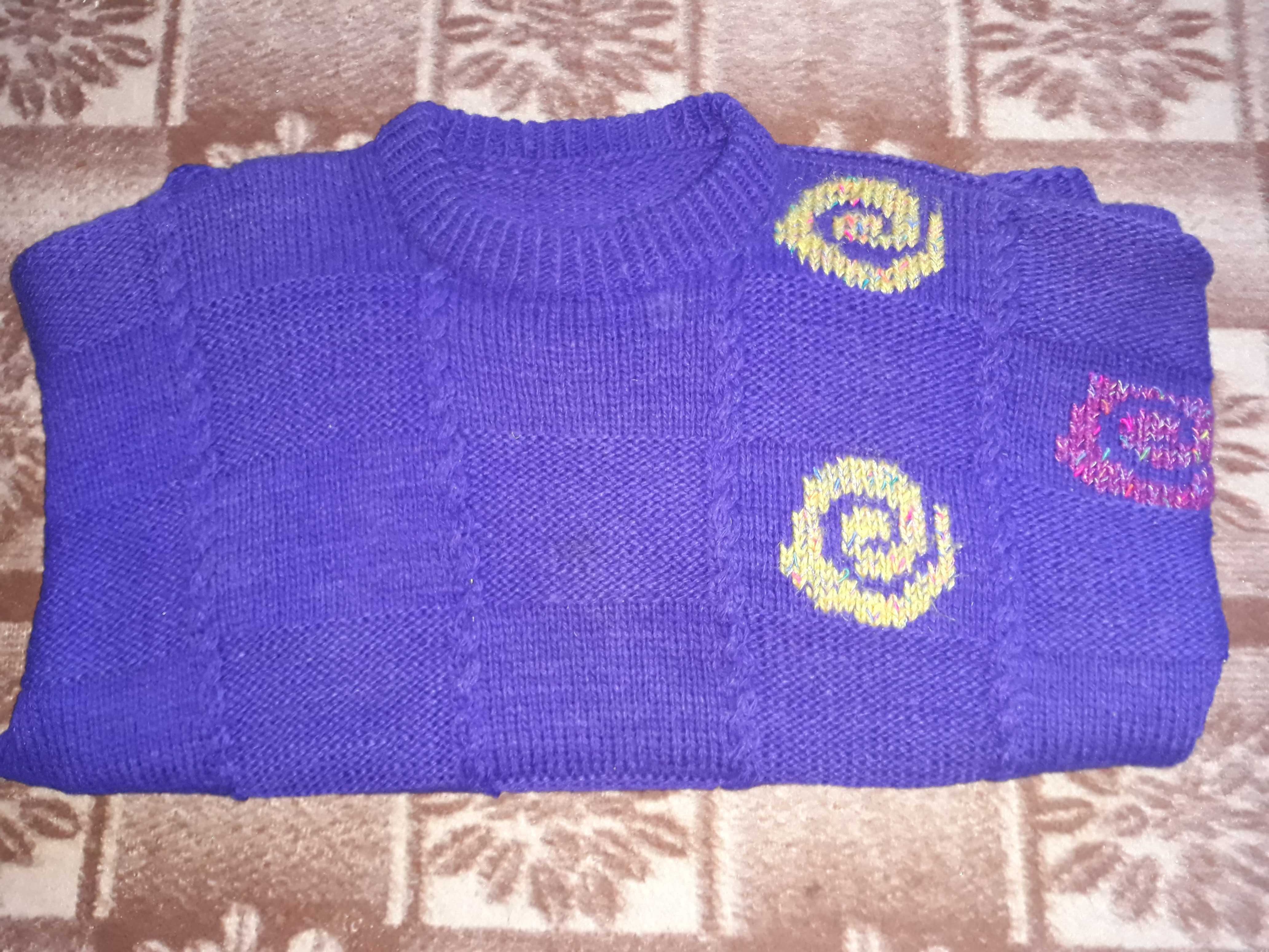 Дамски пуловери ръчно плетиво