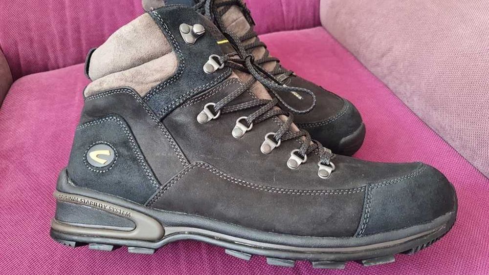 Ghete piele, imblanite de la CAMEL Active Nepal Goretex marimea 46