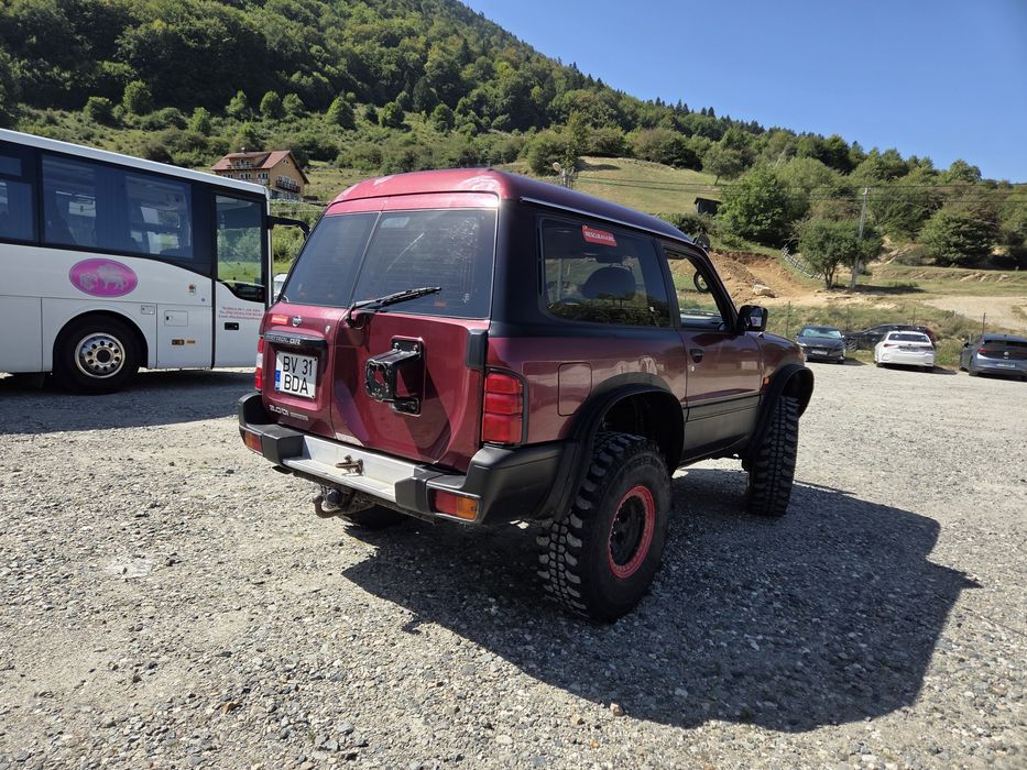 Nissan Patrol Y61 autoutilitar