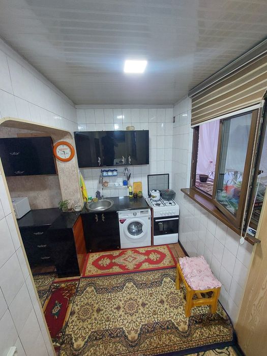 Kora kamish Tansikboev da 3/1/5 balkon remont yaxshi srochna sotiadi