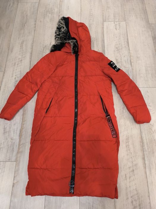 Зимно дамско аке