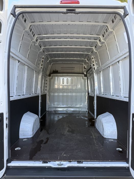 Autoutilitara Peugeot boxer MAXI L3 H4
