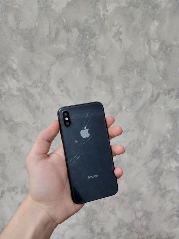 iPhone Xs sotiladi