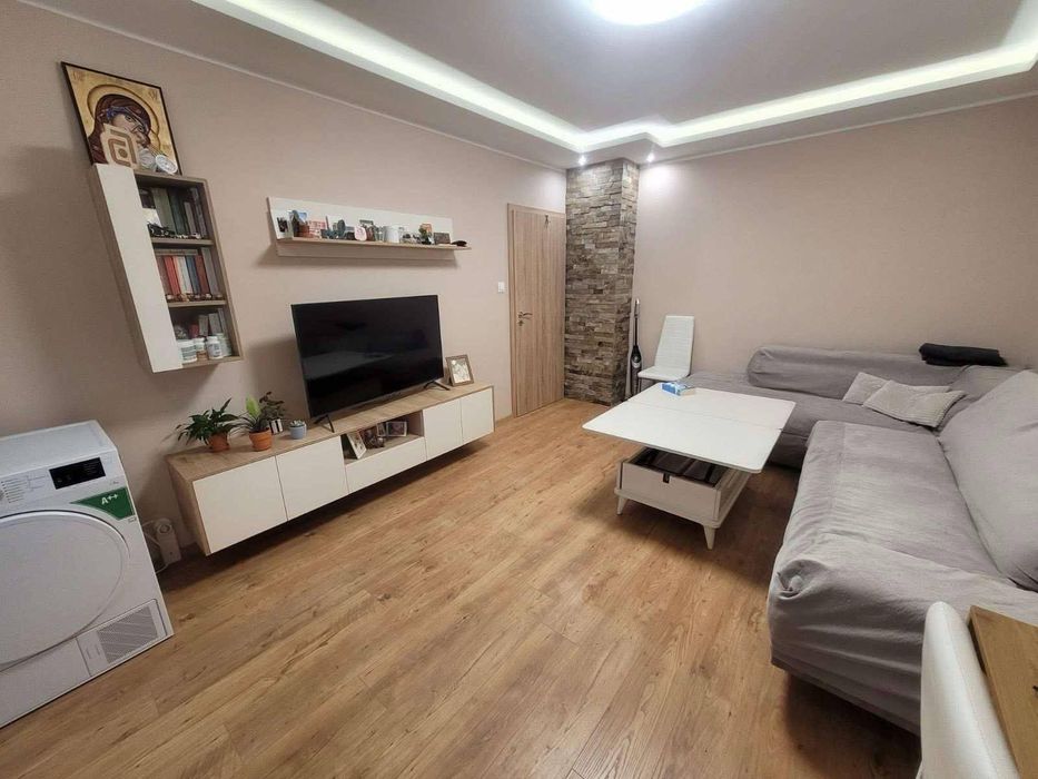 Дава се под наем Двустаен апартамент в София, Люлин 9 - 48 кв.м за 500 € - Снимка #1