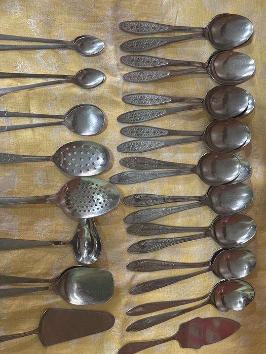 Продается  больших ложки