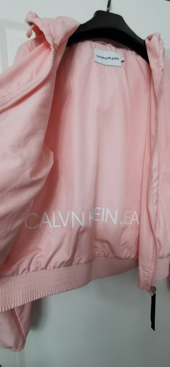 Calvin Klein ветровка