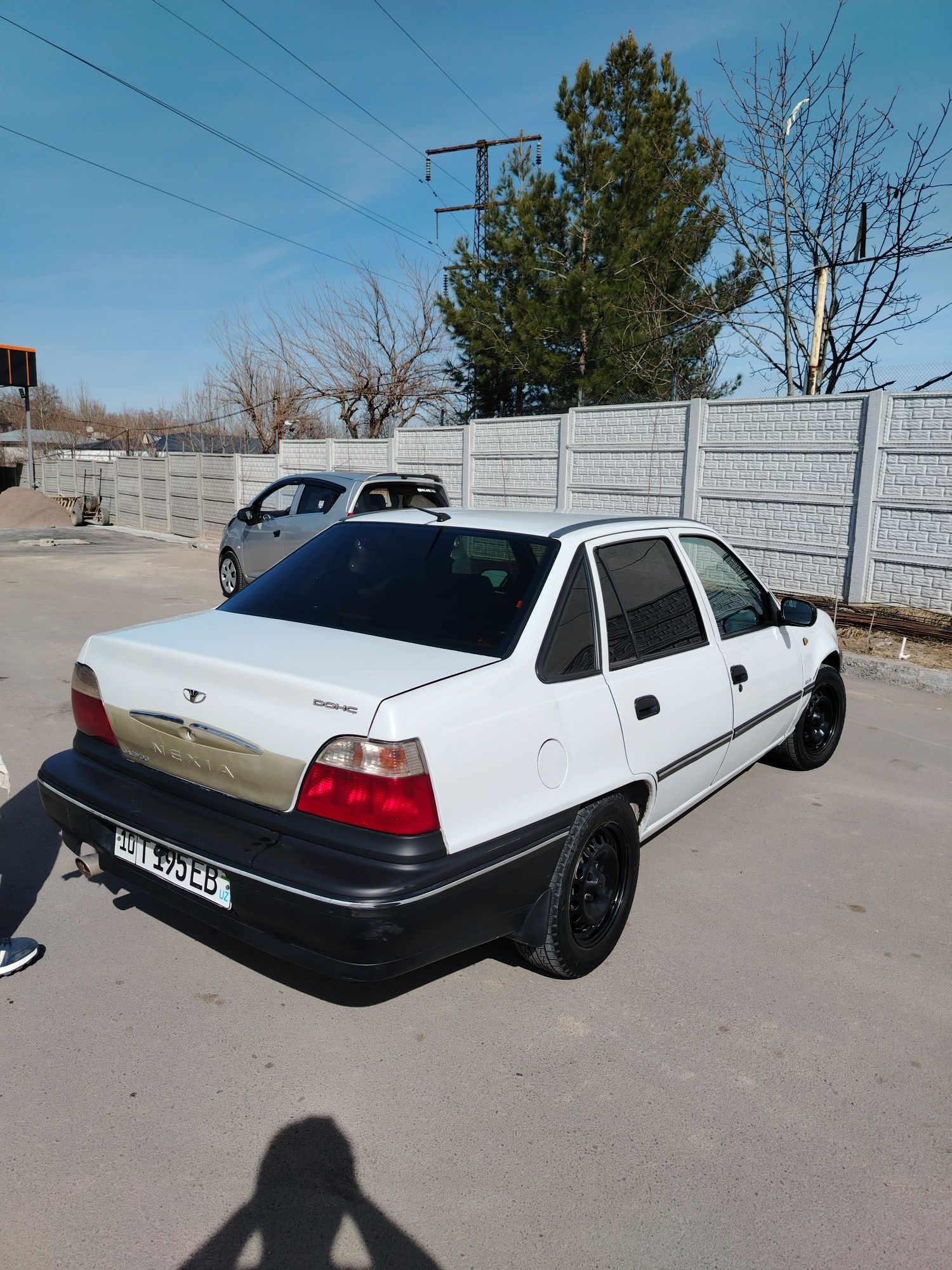 Neksiya dons 1.5 2008 yil