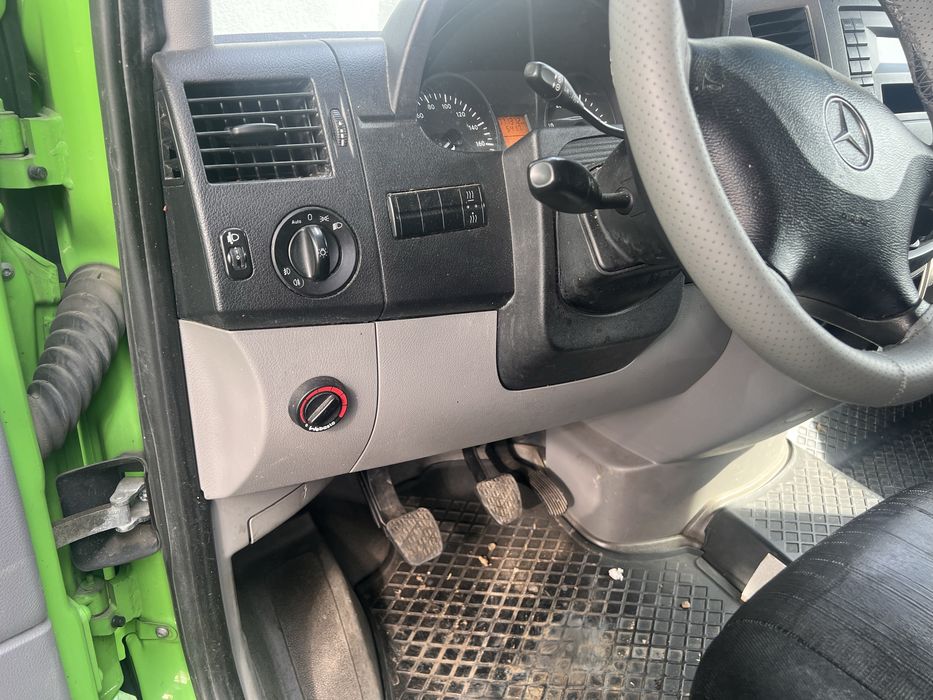 Mercedes sprinter