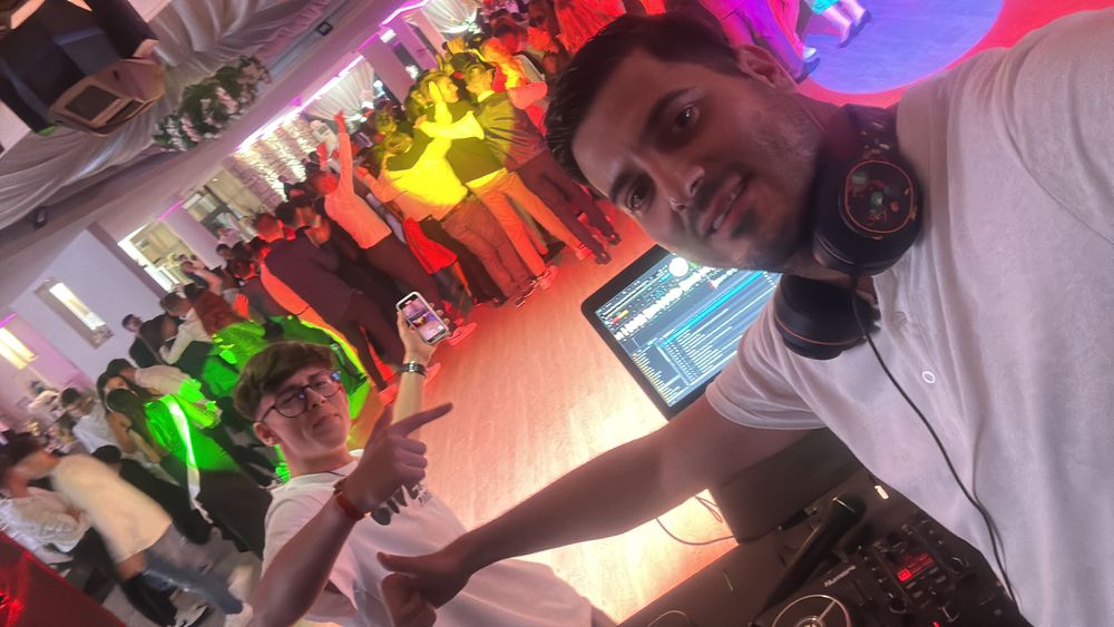 DJ MC Interpret Nuntă Botez Majorat Party