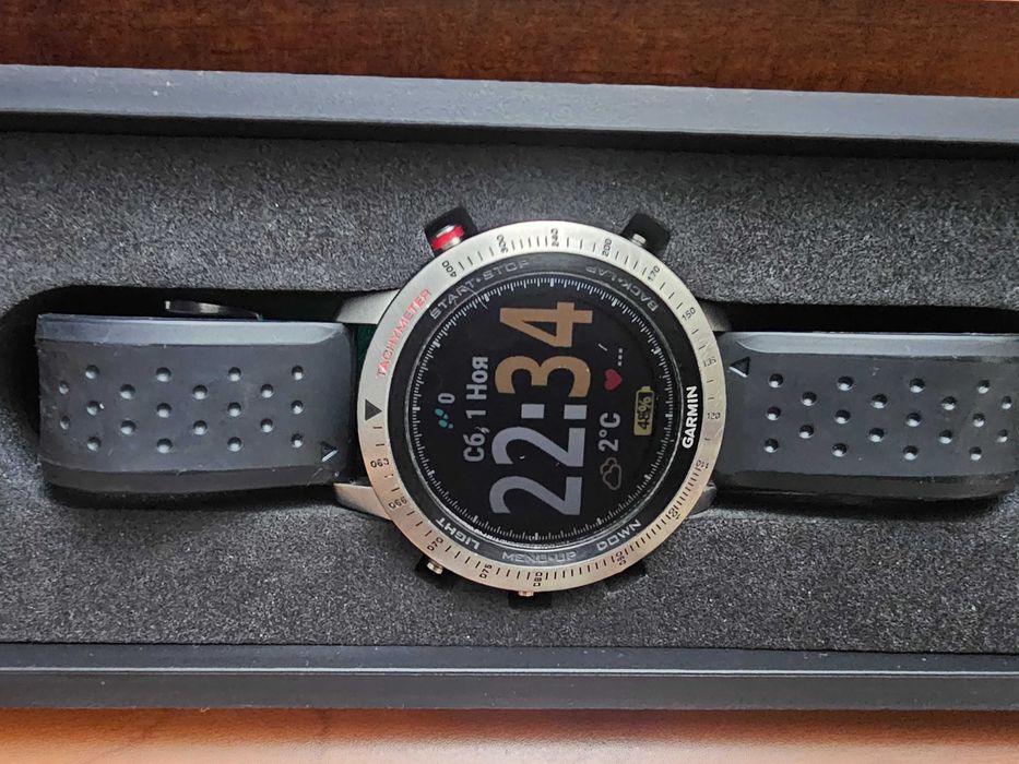 Мультиспортивные часы Garmin Fenix Chronos Titanium 49 мм