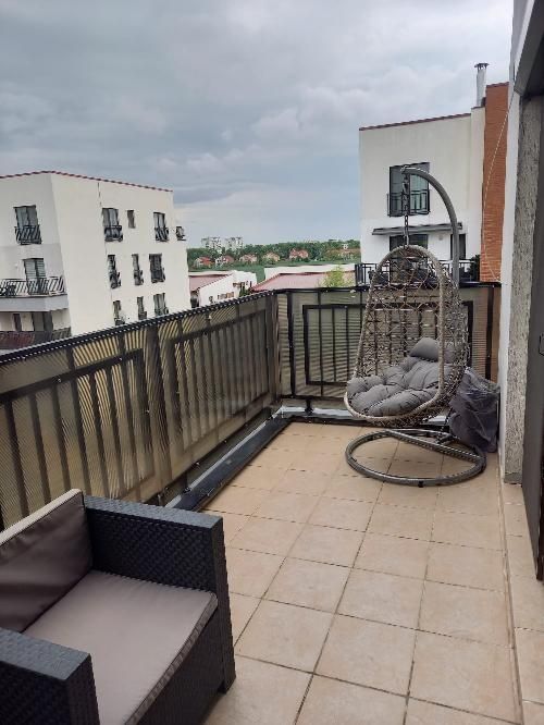 Inchiriez apartament 2 camere în  cartier Evocasa Ploiești