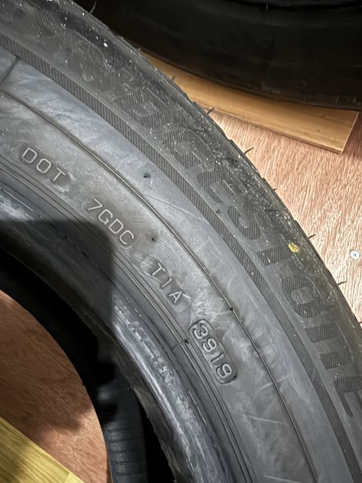 Anvelope iarna 235 60 18