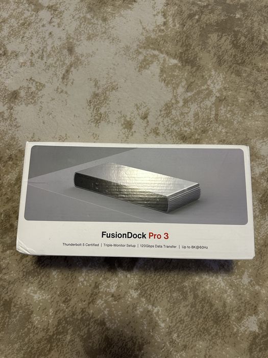 iVANKY Thunderbolt 5 Dock FusionDock Pro 3 Docking Station, Sigilat