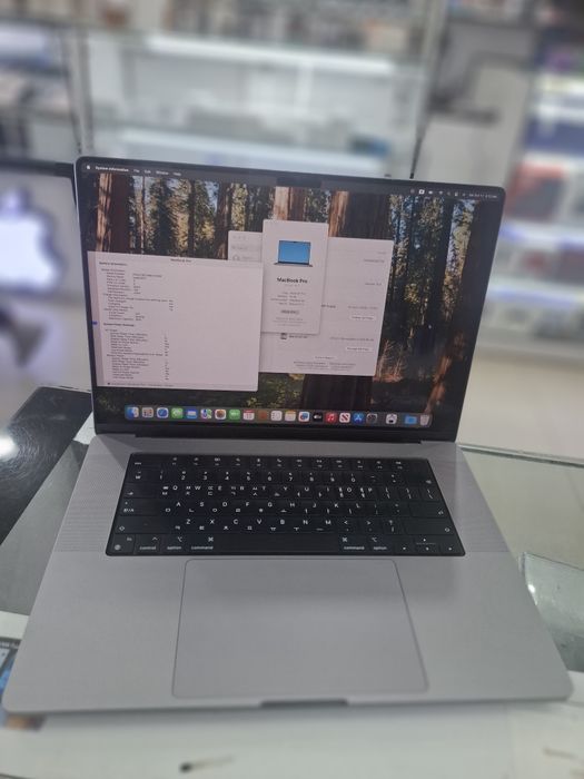 Macbook pro m1 pro 16" inch 16/512