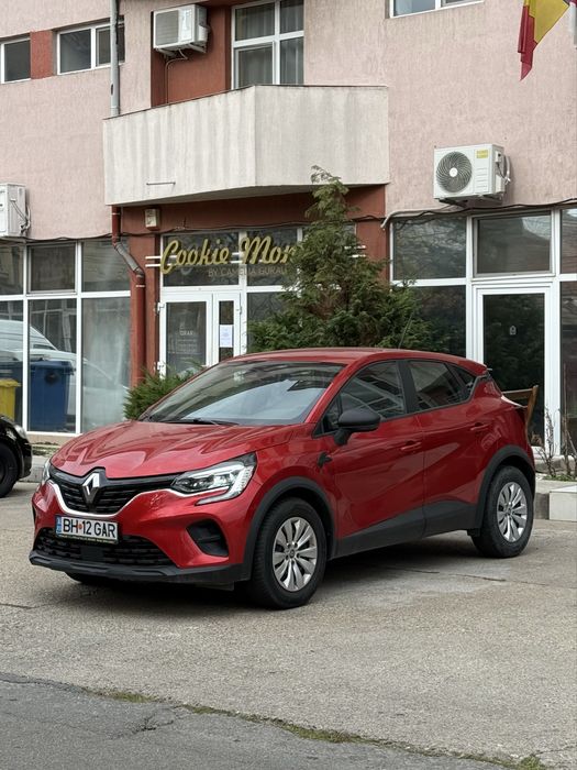 Renault Captur 2021 doar 7.000km TVA deductibil
