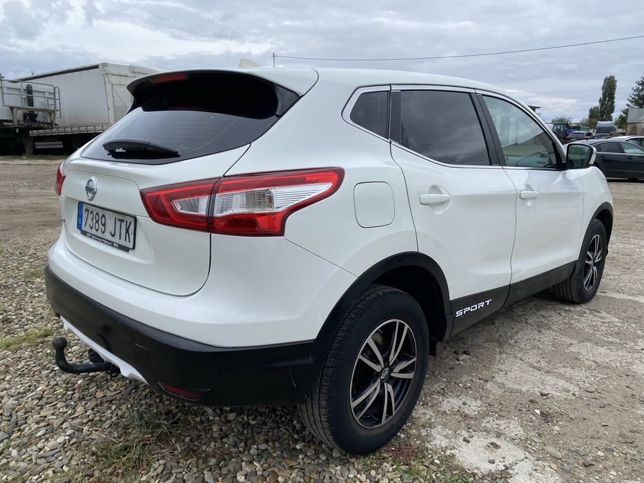 Nissan qashqai 1.6 diesel 4x4 130 cai 2016