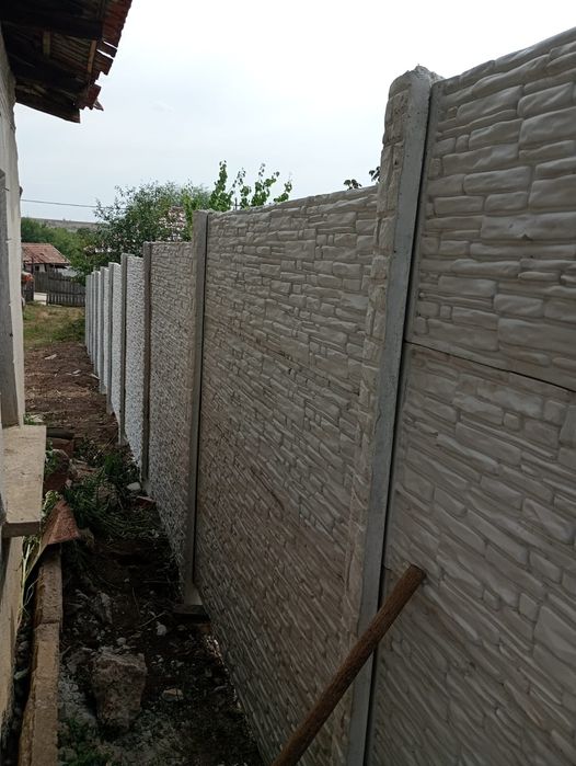 Gard bine fabricat