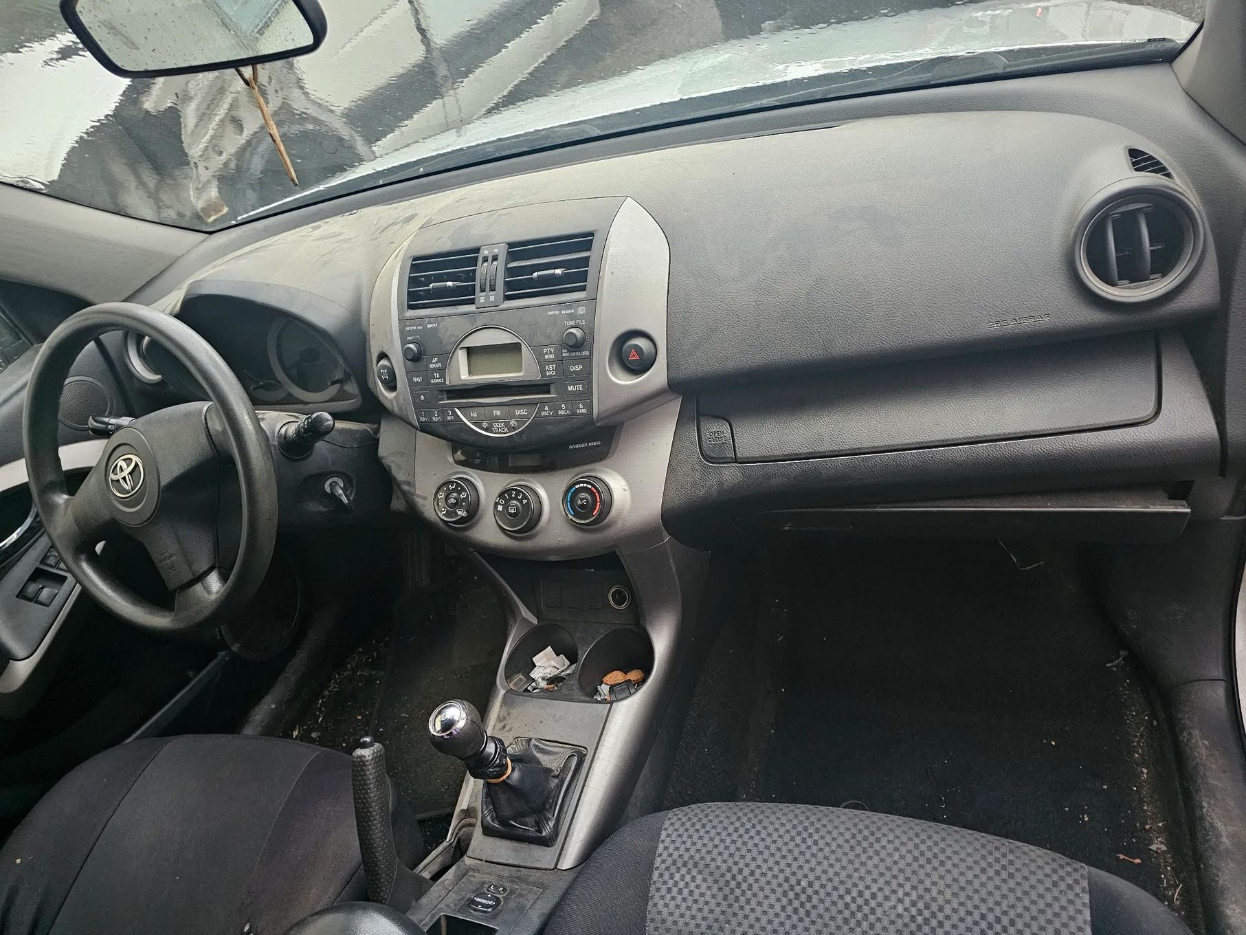 Dezmembrez Toyota Rav 4 2.2 2AD-FTV 100KW an 2007 volan stanga