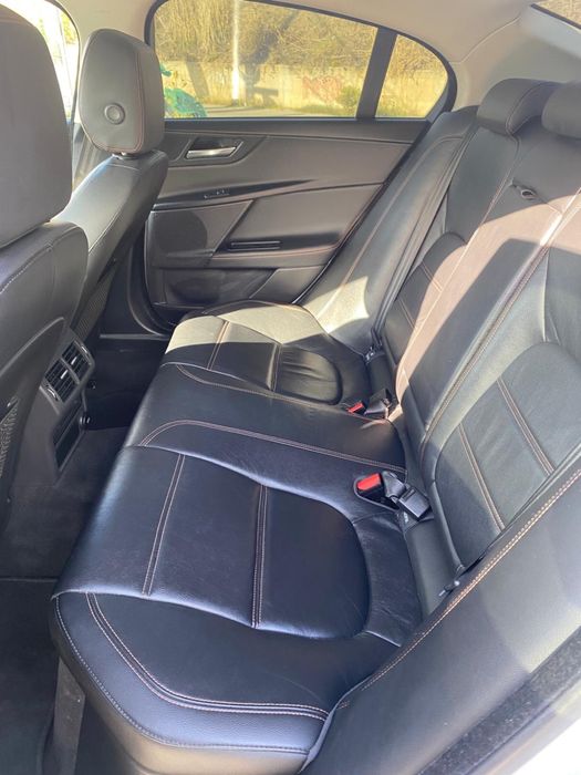 Jaguar XE 2.0D EURO 6/Posibilitate Rate /Avans 0