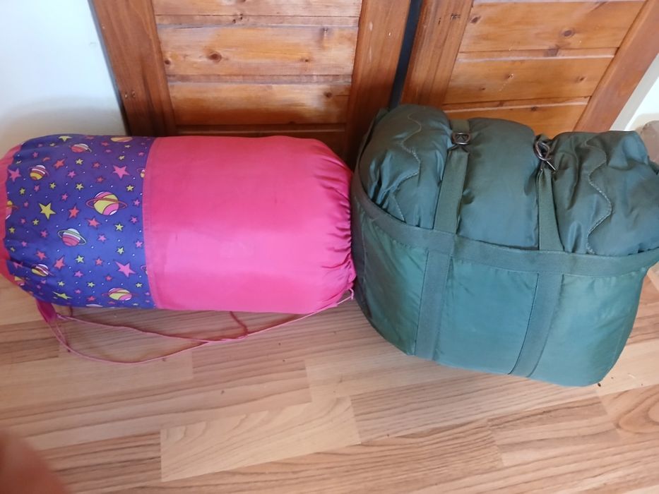 Sac de dormit pentru el si pentru ea in stare foarte buna.