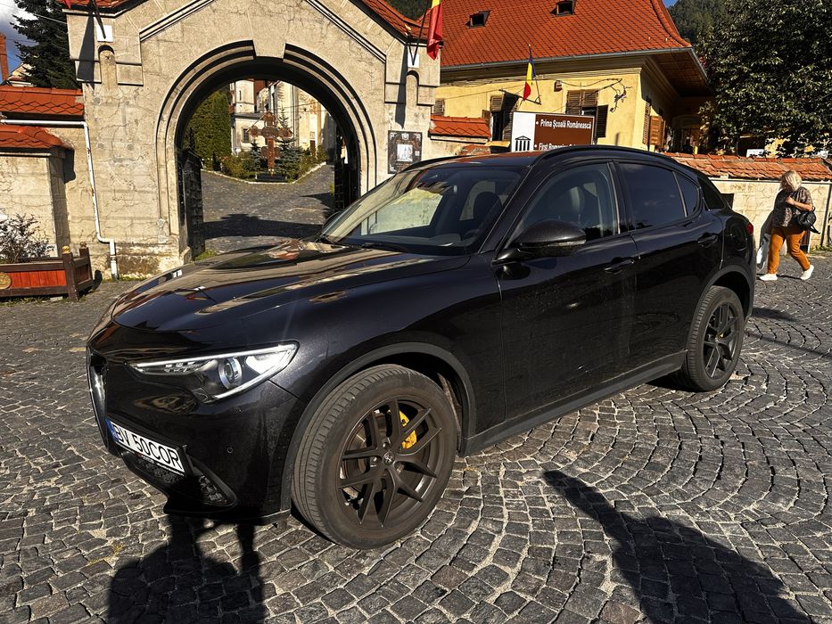 Alfa Romeo Stelvio 2.0 280CP