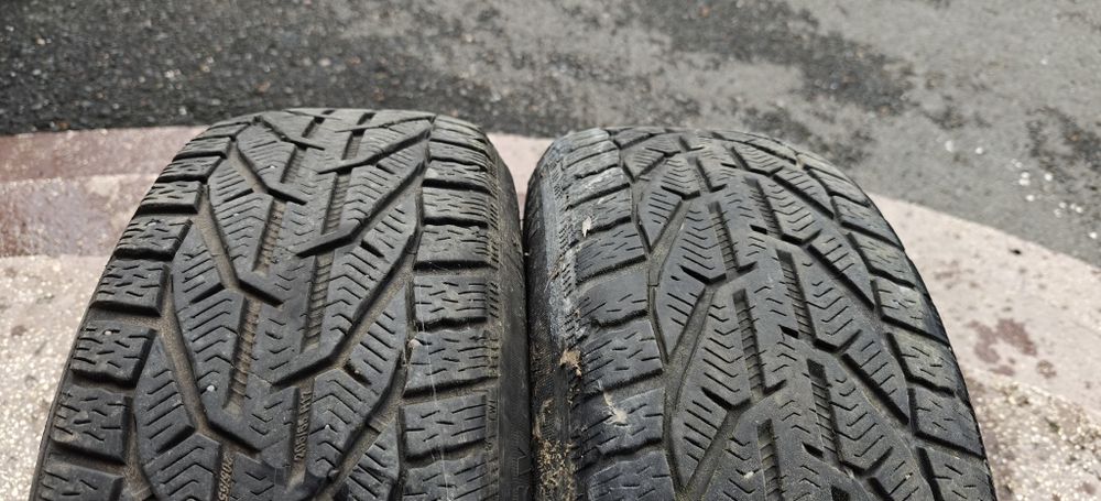 Cauciucuri iarna 205 55 17