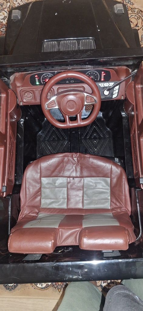 Mercedes-гелик narxi:100000