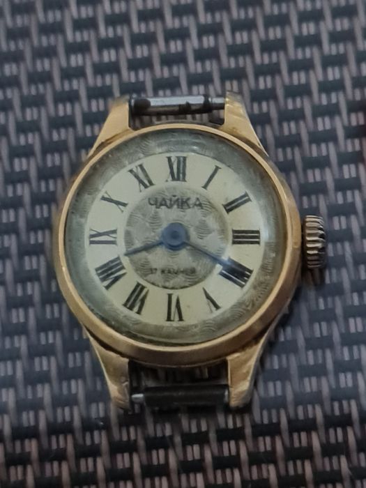 Часы женские "Чайка"