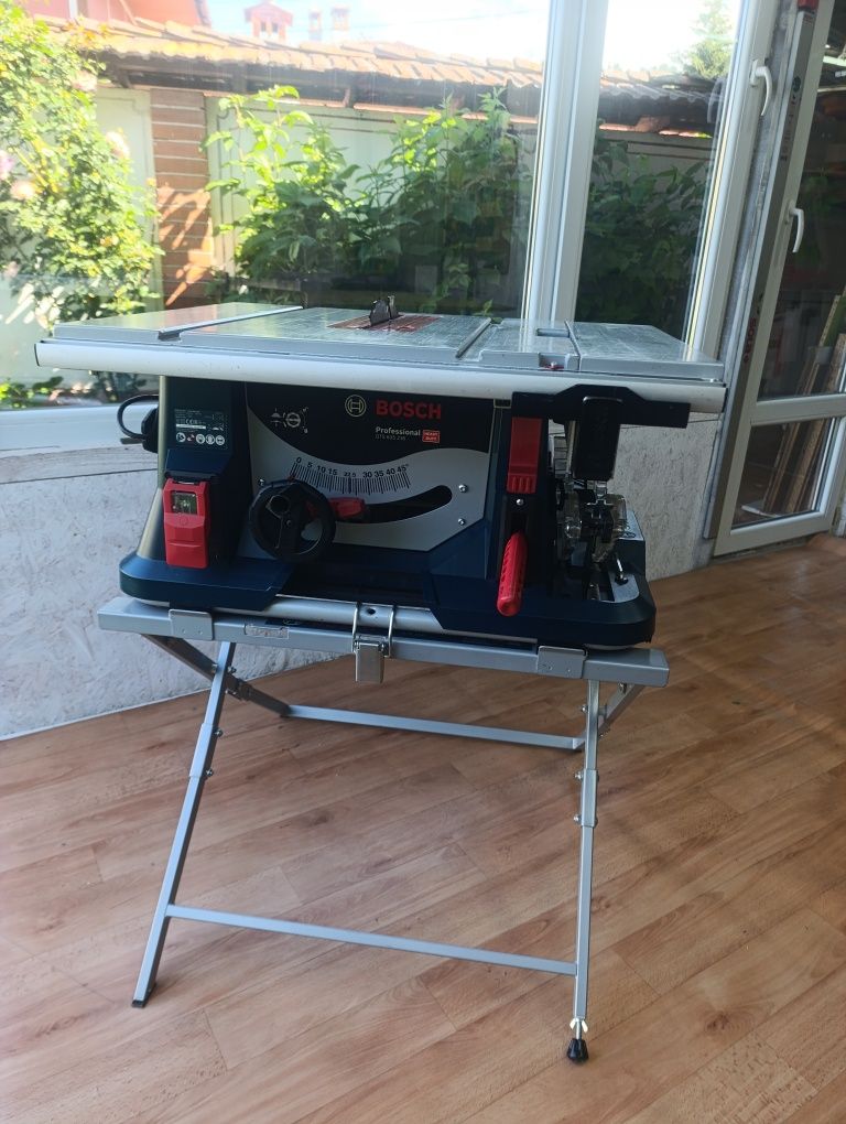 Настолен циркуляр Bosch GTS 635-216