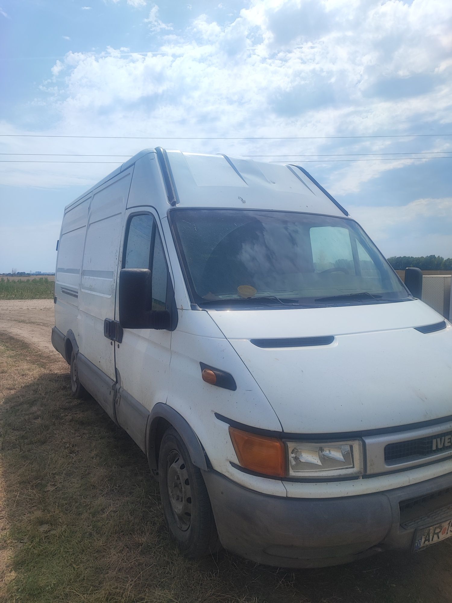 Vând bus microbuz Iveco daily