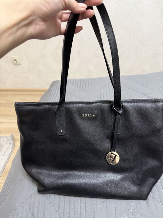 Сумк оригинал хорошего состояния, по 15 тыс