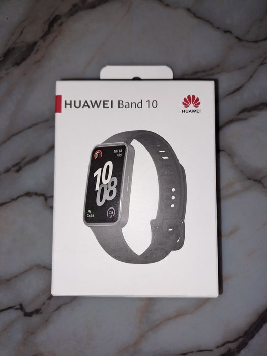 Huawei band 10 нова