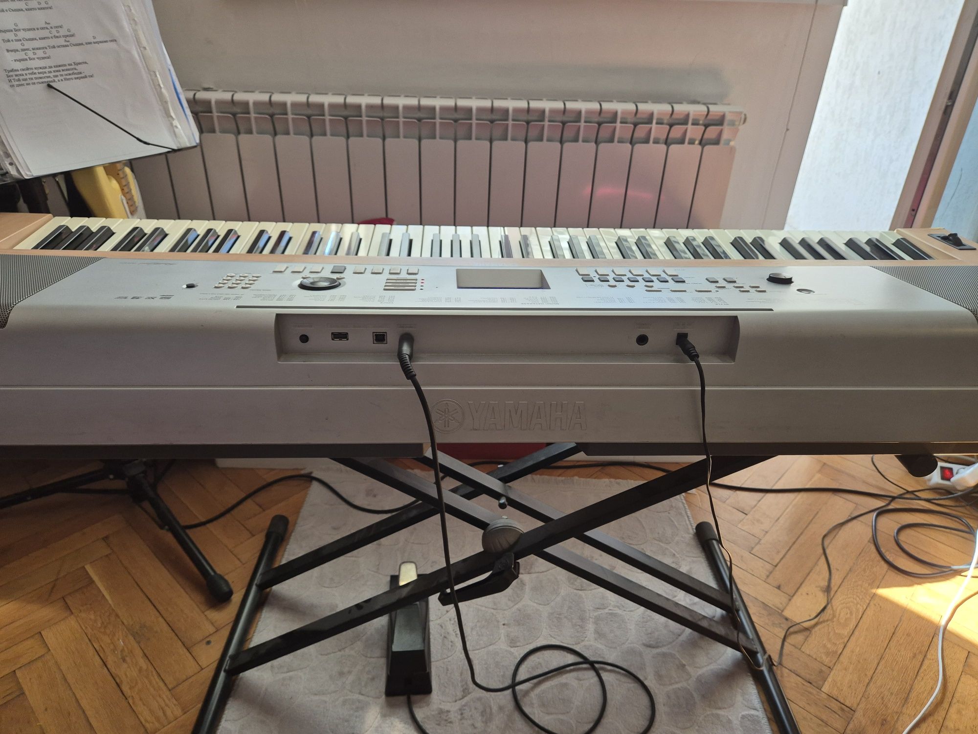 Yamaha Portable Grand DGX -620