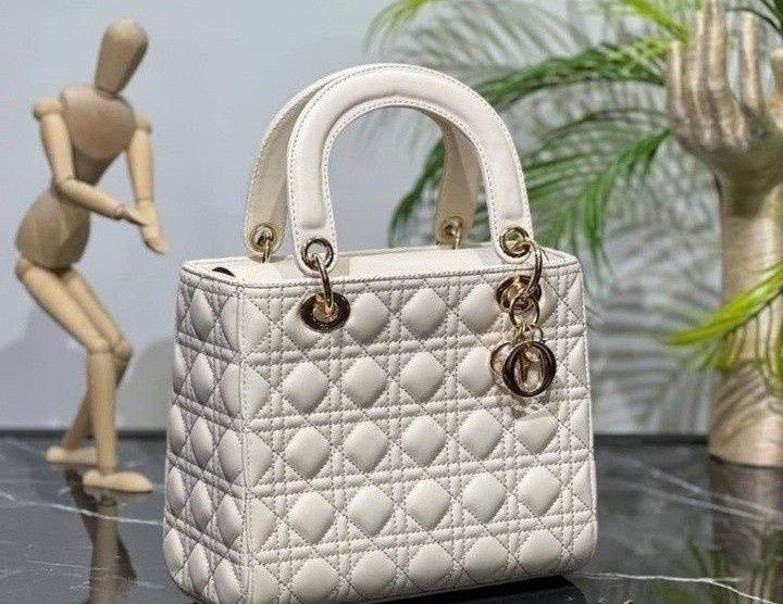 Genti dama model Lady, logo metalic auriu, saculet, etichetă incluse