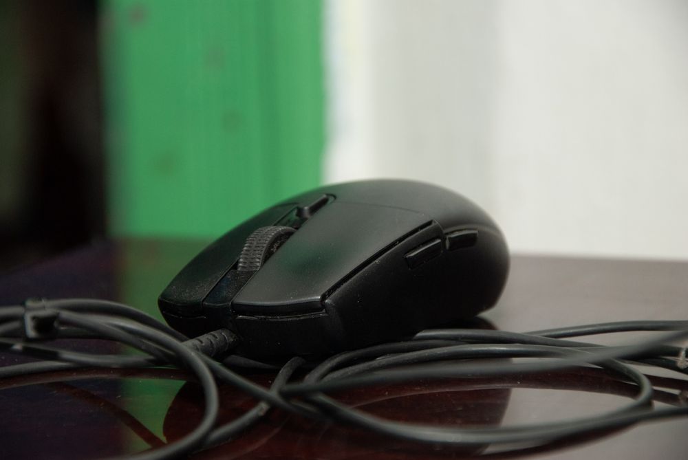 Vand Kit cu I3 10100f + Logitech G102 cadou