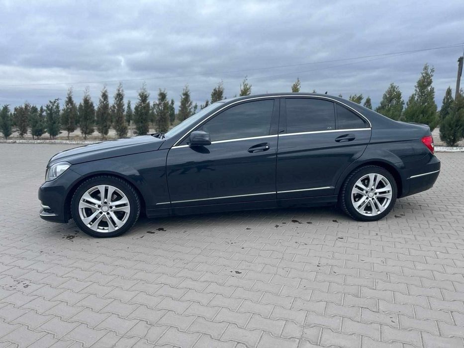 Mercedes C250 D 2013-AMG-distronic-line+side assist, încălzire+ventila