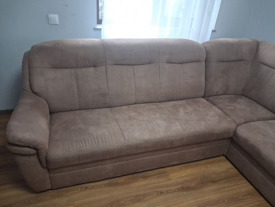 Vând canapea piele si coltar