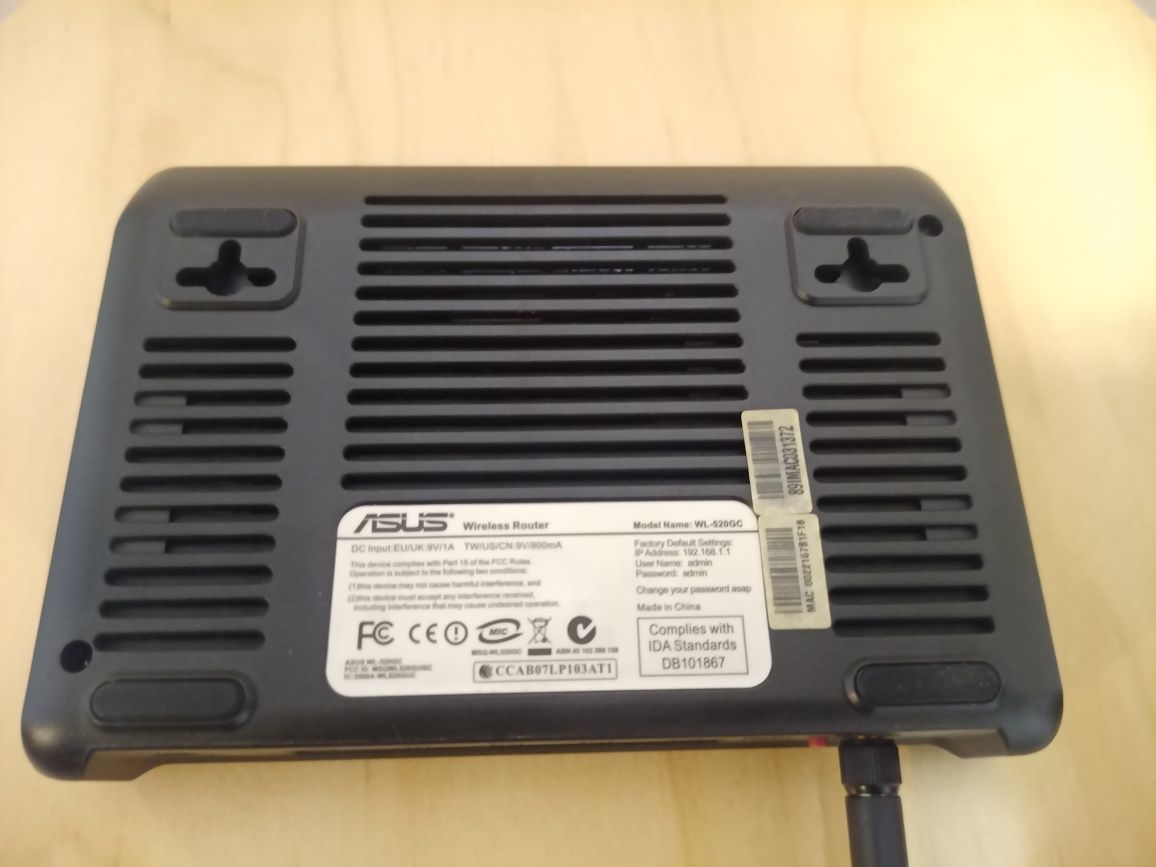 Router wireless ASUS WL-520GC