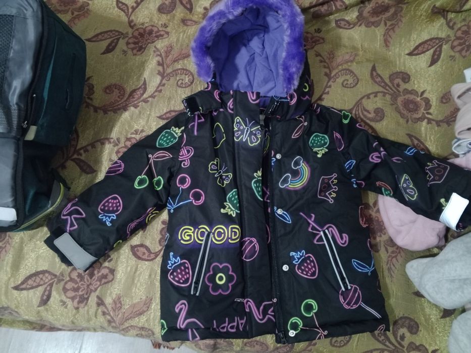 Детская куртка для девочк