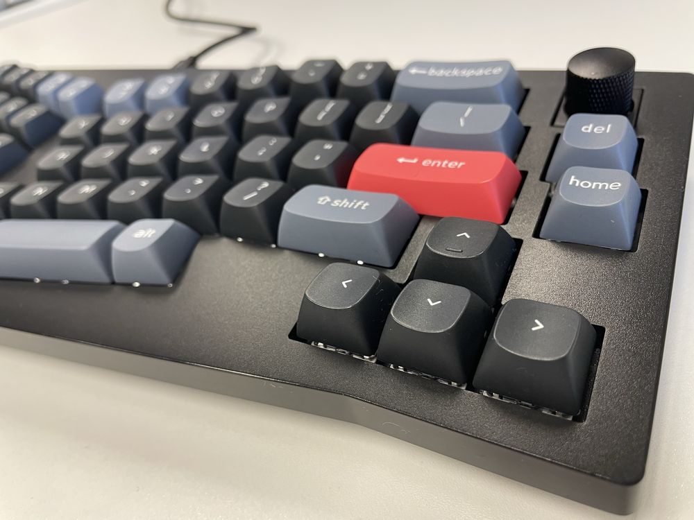 Механична Клавиатура Keychron V8, ергономична, Hot swappable