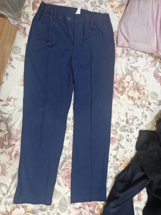 Продам брюки рубашки детские на возраст 5, 6лет