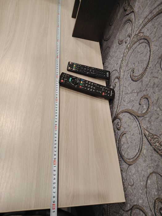 Продам компьютерный стол