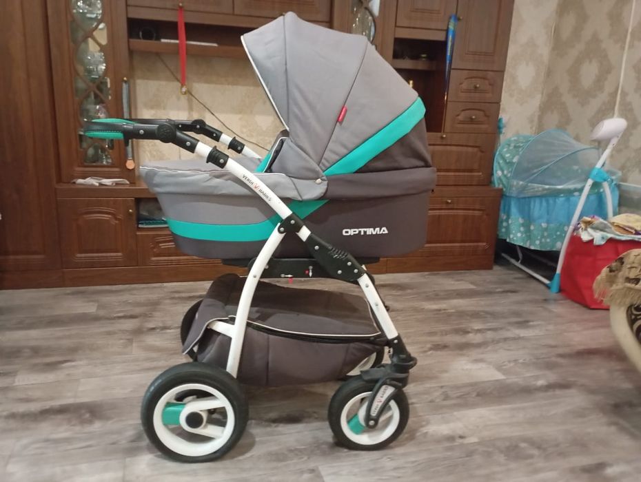 Продам польскую колляску 3&1