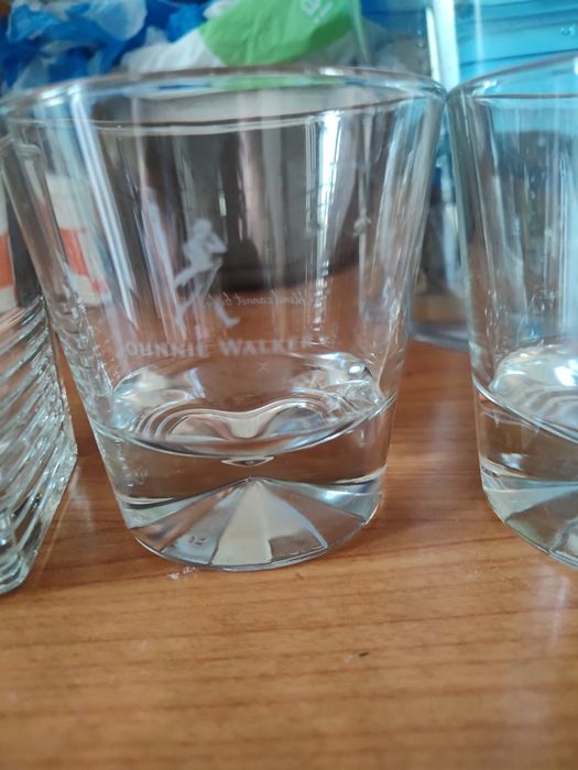 3 броя чаши Johnnie Walker