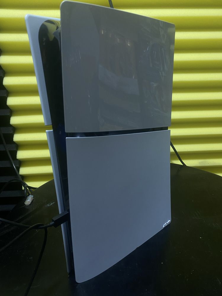 Ps5 digital endi ochilgan , ishlatmagan. Пс 5 слим трлько открытый