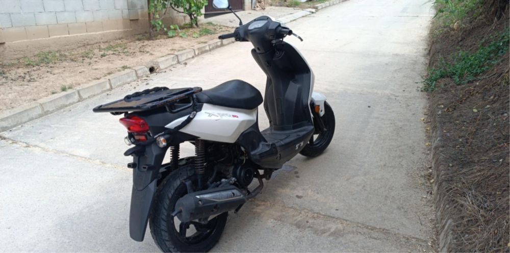 Скутер SYM X-pro 50cc