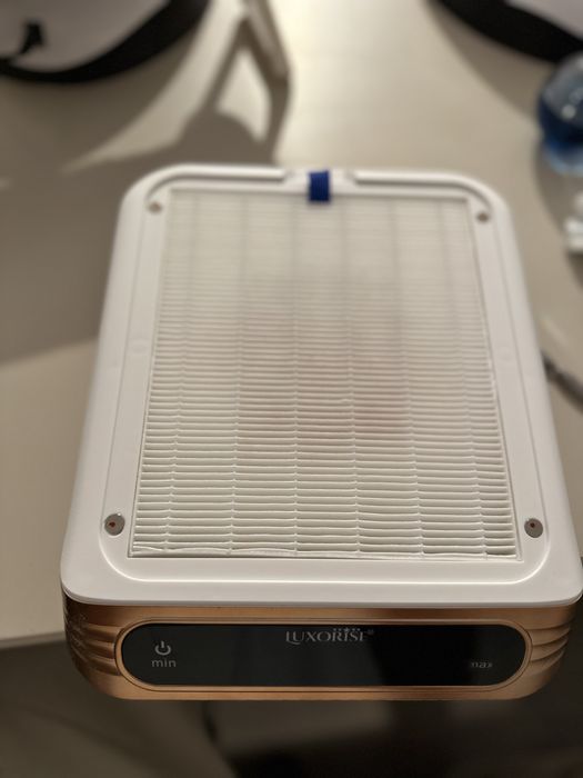 Aspirator manichiura Luxorise 250 de lei